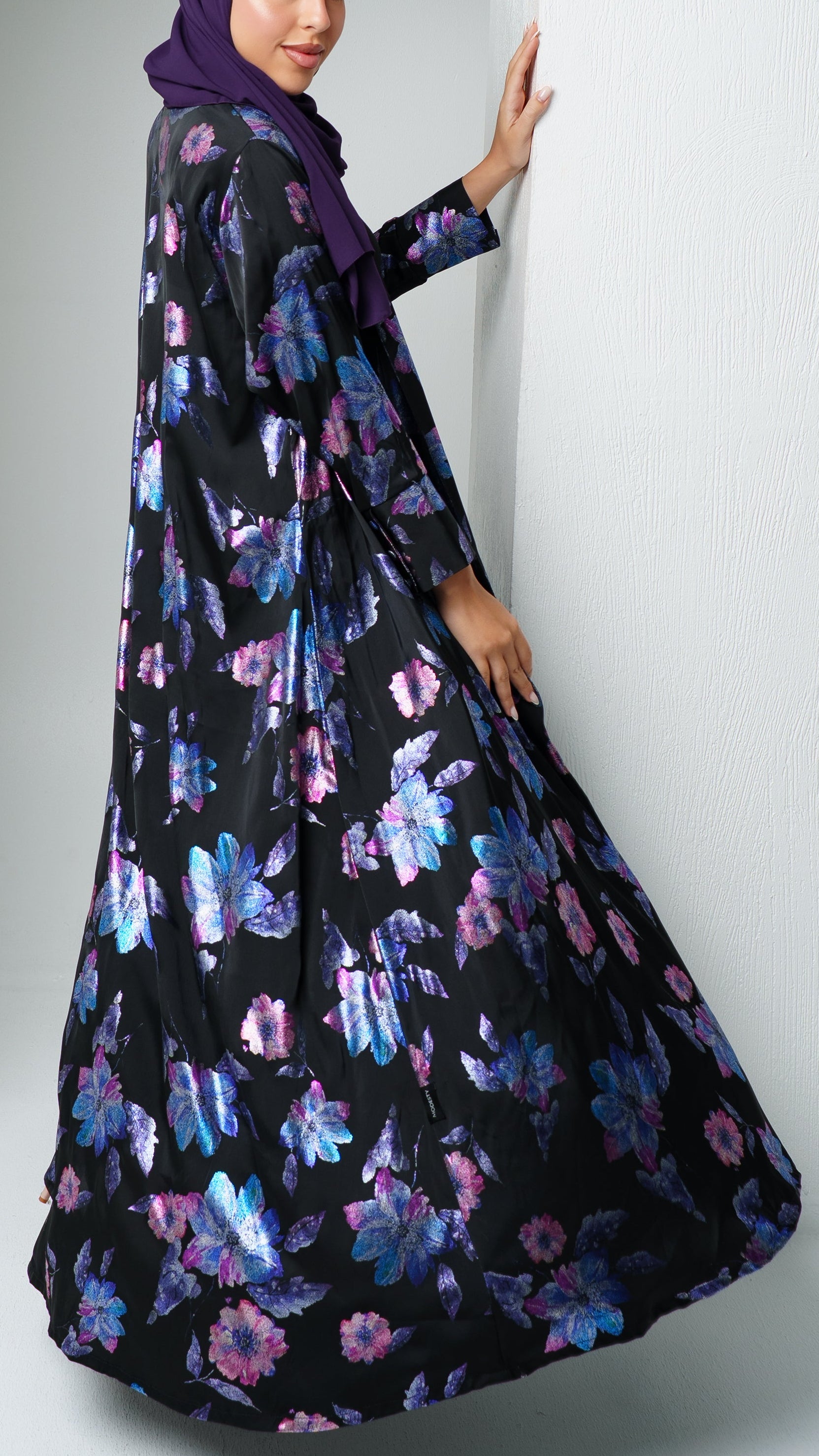 Womens Essential Abaya - Shiny Reflective Floral Print in Ebony