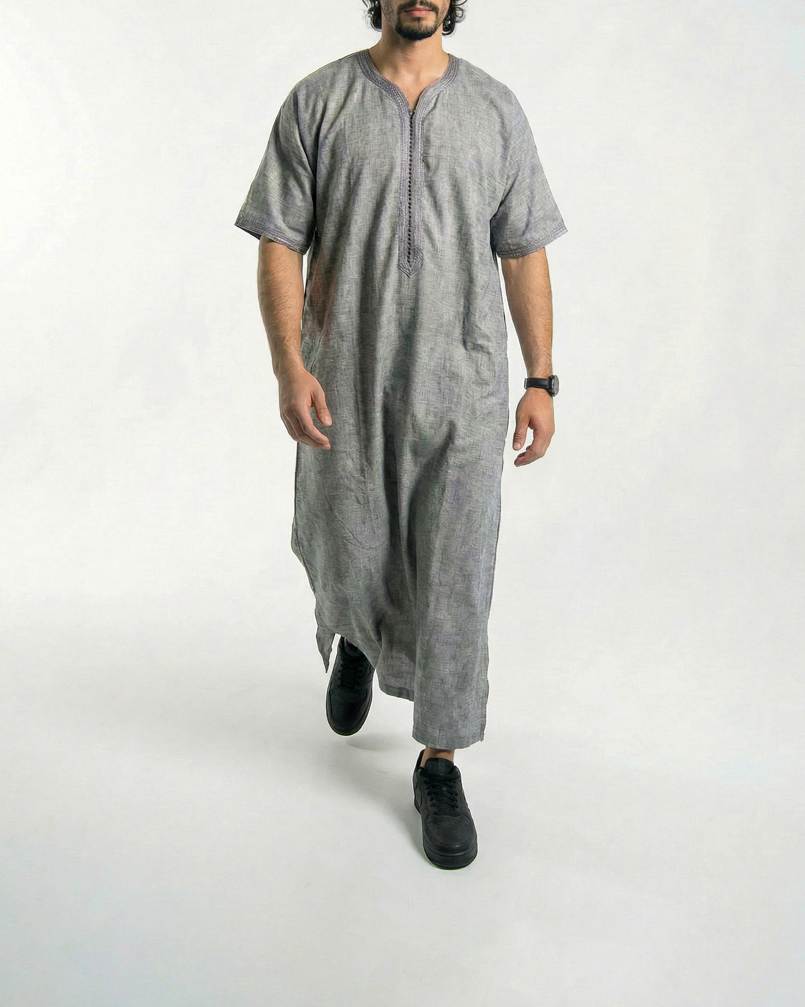 Mens Moroccan Thobe - The Embroidered Fit in Dark Grey