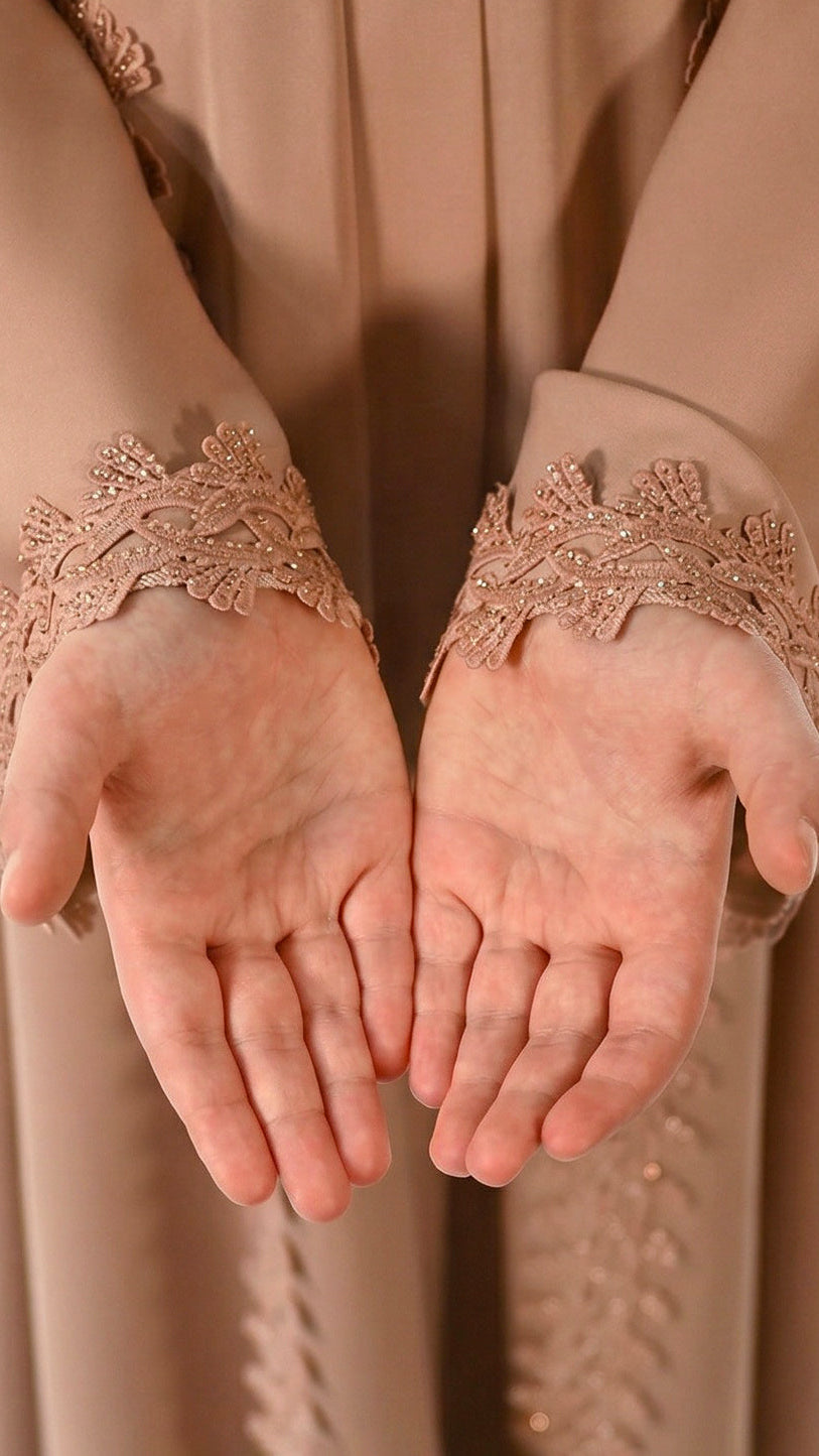 Girls Essential Abaya - Your Daily Companion in Sparkling Pink